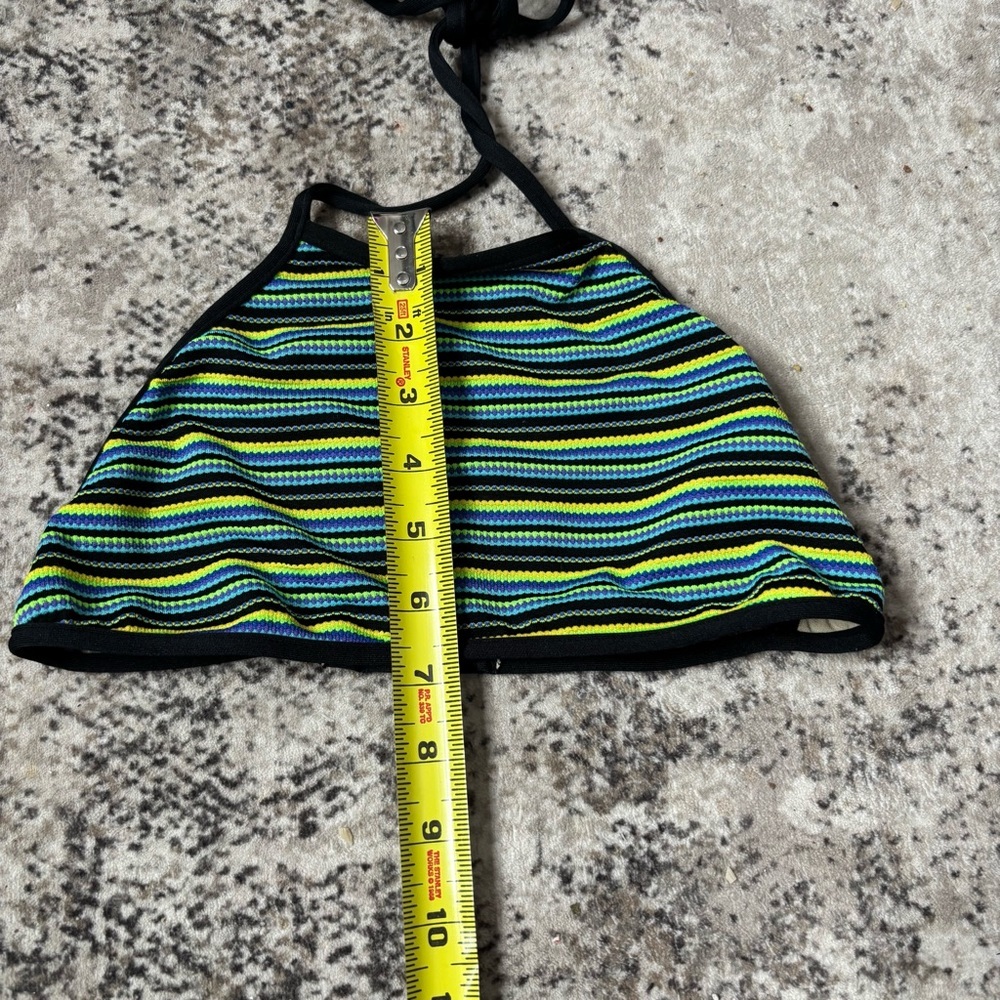 Sunset Beach Two Piece Multicolor Swimsuit Set with Striped Design Size Small - Picture 5 of 12